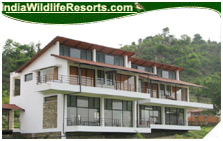 Dholes Den Resort